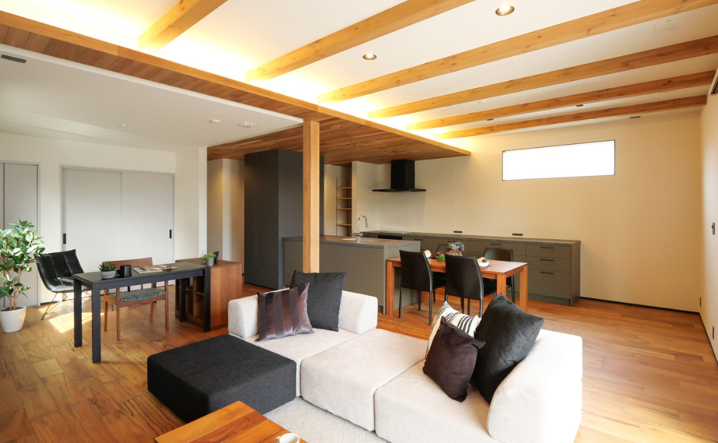 本物の木に包まれる、上質な暮らし アイキャッチ画像