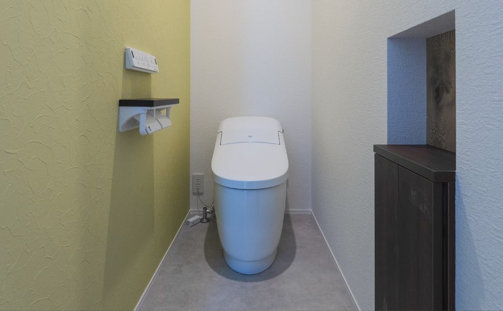 トイレインテリアを整えるアイデアとは?事例と共にポイントを解説 アイキャッチ画像